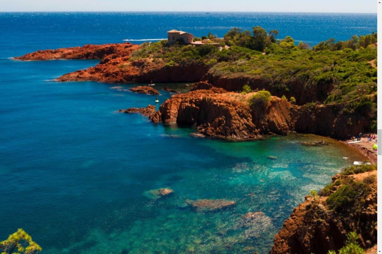 Entre Mer et Estérel Roquebrune-sur-Argens Exterior foto